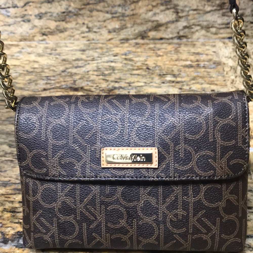 Brand new Calvin Klein purse!